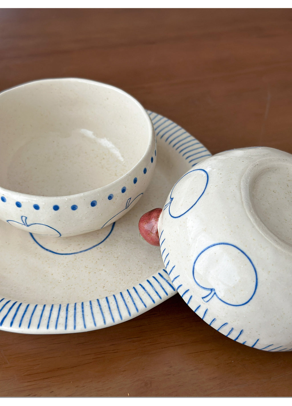 Orii Apple Hand-Painted Stoneware Bowl – Cereal & Yogurt